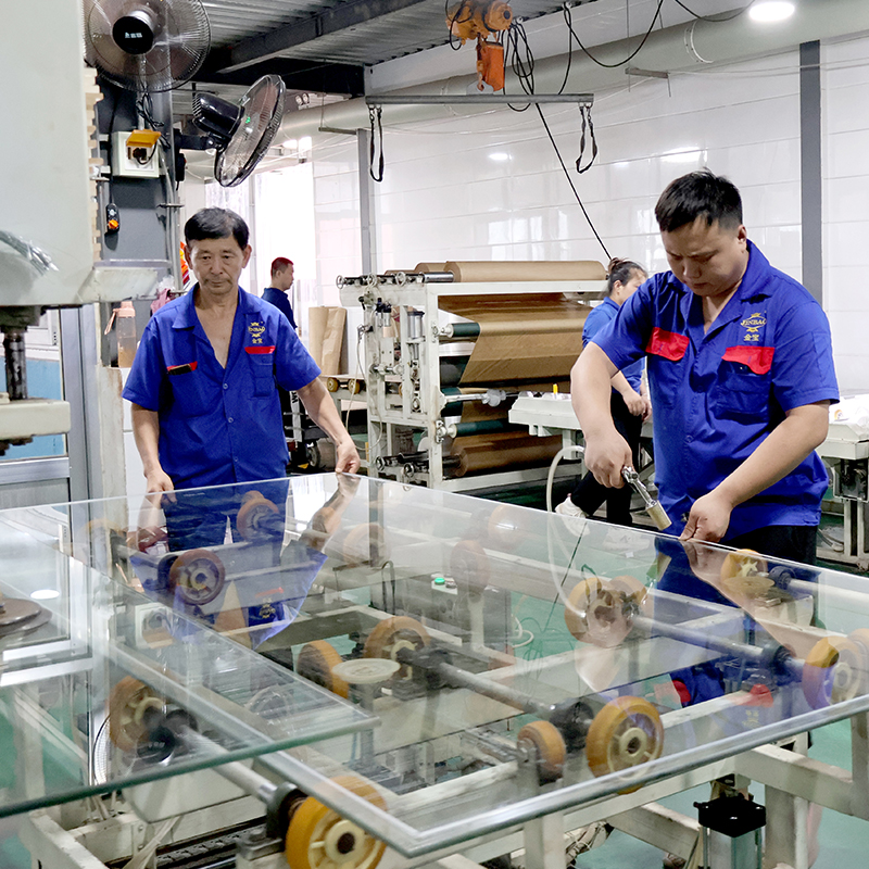 How Architects and Interior Designers are Utilizing Acrylic Sheets for Innovative Designs? ¿Cómo los arquitectos y diseñadores de interiores utilizan láminas acrílicas para diseños innovadores?