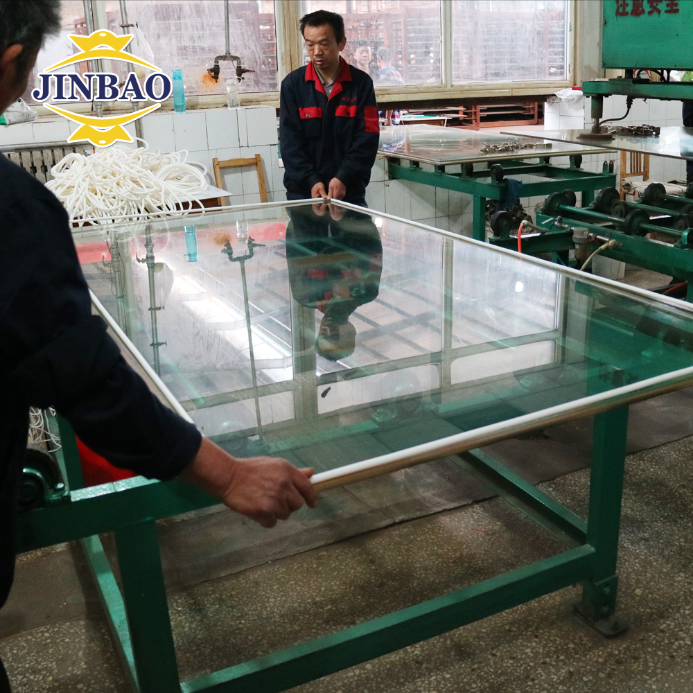 &iquest;Por qu&eacute; las l&aacute;minas acr&iacute;licas fundidas son m&aacute;s resistentes que las extruidas?